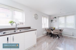 Kitchen/Diner- click for photo gallery